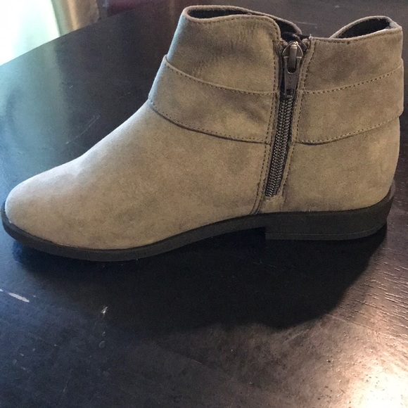 Almost Perfect 5 / Gray Suede Crazy 8 Booties - Picture 4 of 7